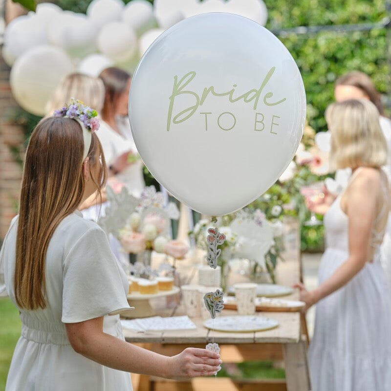 Украса за Моминско Парти - Балон с Надпис "Bride to Be" с Флорална Дръжка