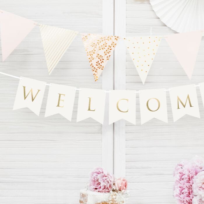 Банер Welcome за посрещане на бебе в бяло със златни букви, Emotions Factory