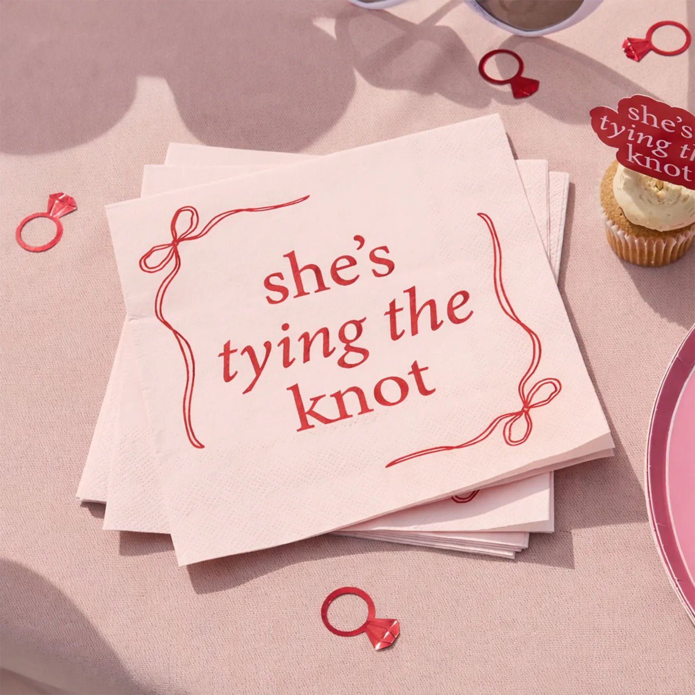 Салфетки за моминско парти She's Tying The Knot (16бр./оп.)