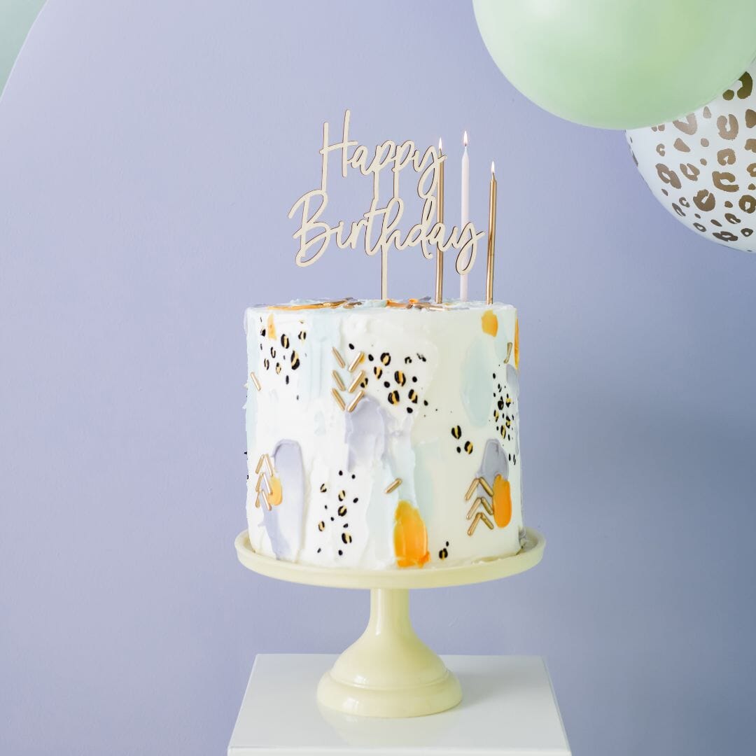 Дървен топер Happy Birthday с размери 15 x 16.5 см, подходящ за украса на торта за рожден ден, изработен от естествен дървен материал, Emotions Factory.