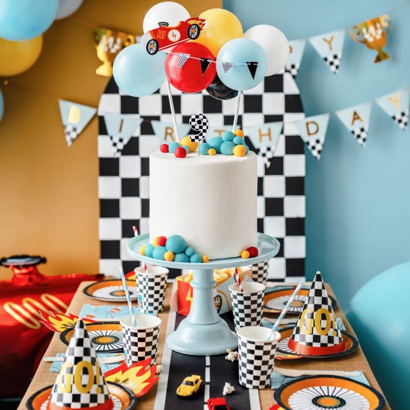 Детски рожден ден на момче - Парти със Състезателни Коли